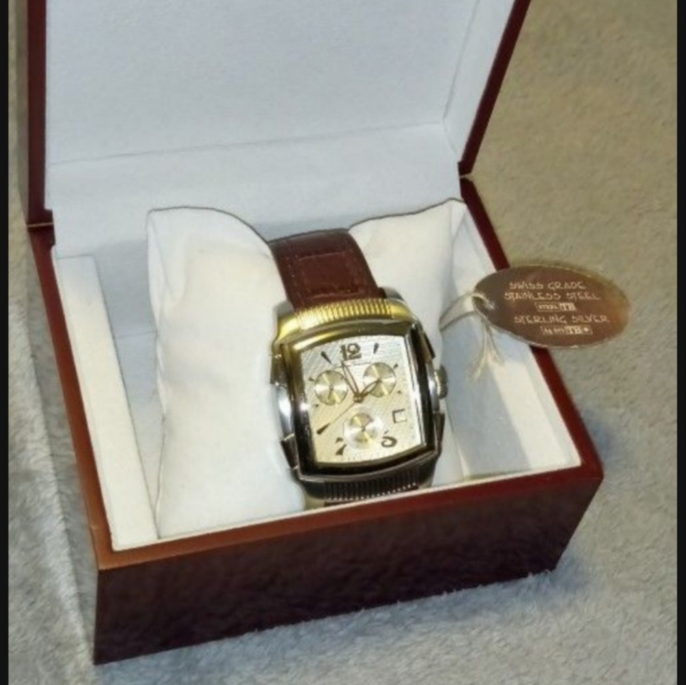 New W/Tags Tommy Bahama Cronograph Watch
